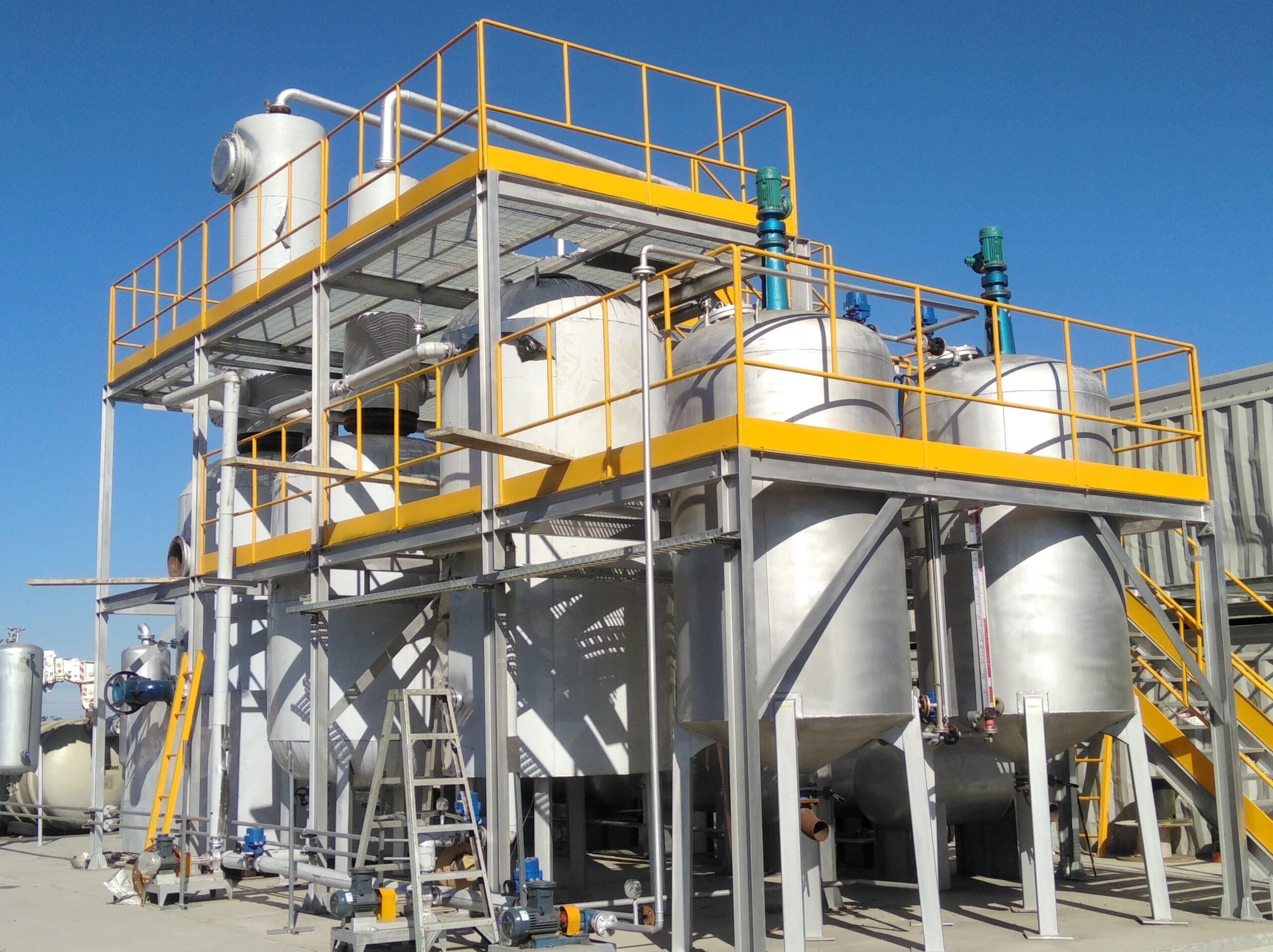 How to Choose a Waste Oil Recycling Machine for Diesel or Base Oil Production