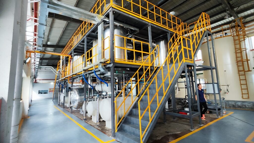Application Case of Intelligent Waste Oil Regeneration Diesel Processing System Overall Solution